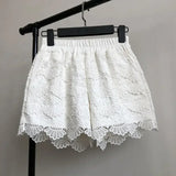 White Shorts / XL