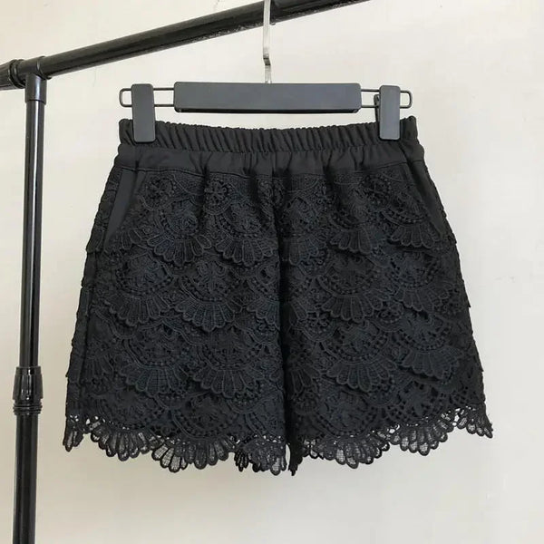Lace Shorts Women Spring Autumn High Waist Shorts Elastic Wide Leg Short Shorts Black / White Ladies Sexy Short Feminino Q2248